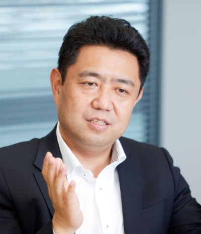 >岡田 哲