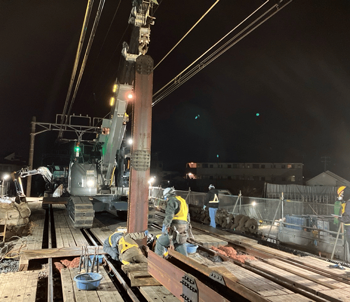 鉄道工事という専門性を極め唯一無二の基礎業者へ