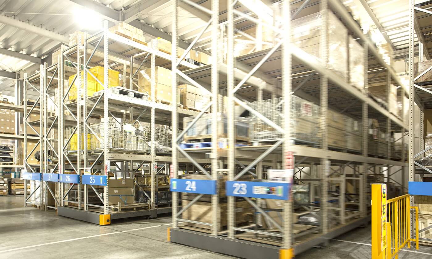 大型部品の棚