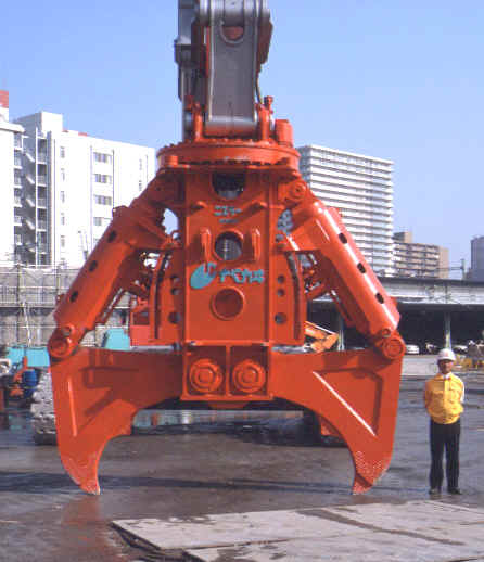 超大型圧砕機『KR3000R』