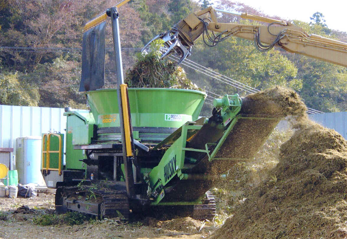 木材破砕機「ハスキーグラインダ」